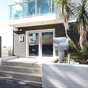 Kugenuma Inn&suites アパート 藤沢市